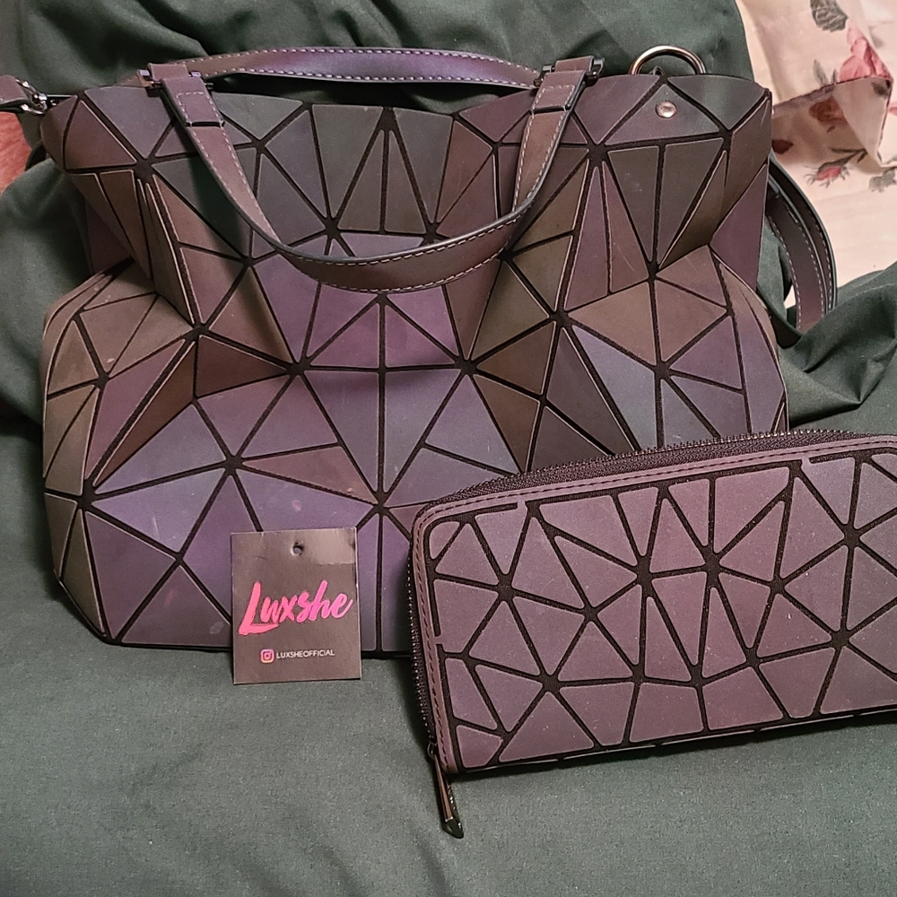 Luxshe purse and matching wallet